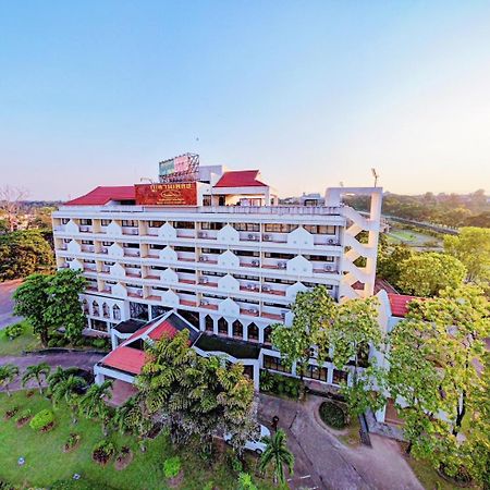 Phuphanplace Hotel Ban Phang Khwang Tai Zewnętrze zdjęcie